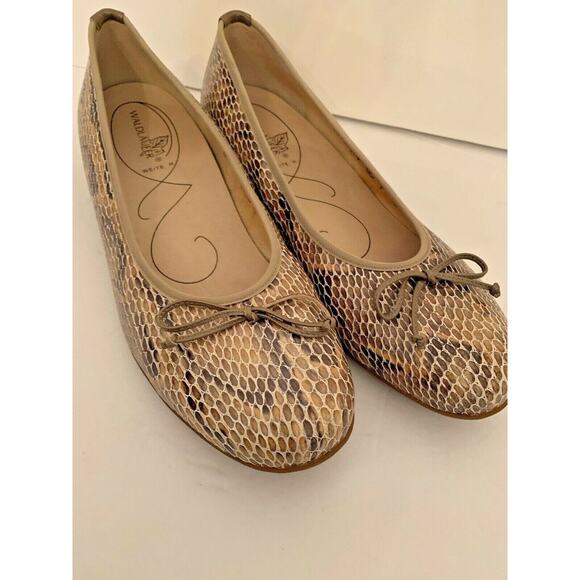 Size 10 Waldlaufer Weite H Women's Brown Tan Reptile Print Flats Comfort Shoes - Picture 1 of 10